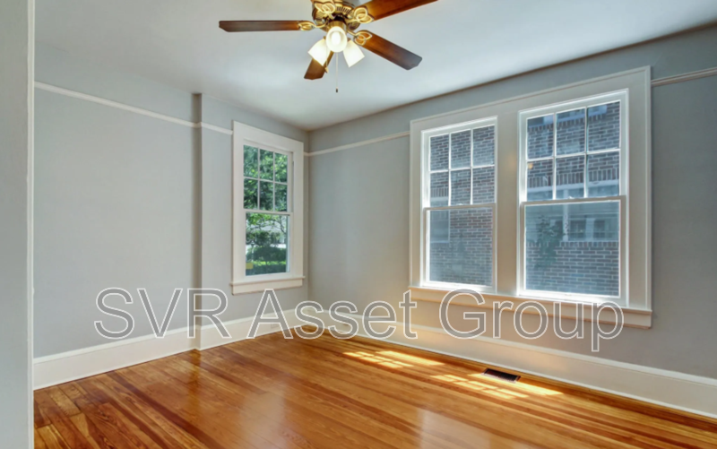 1760 Greenwood Ave - Photo 6 of 8