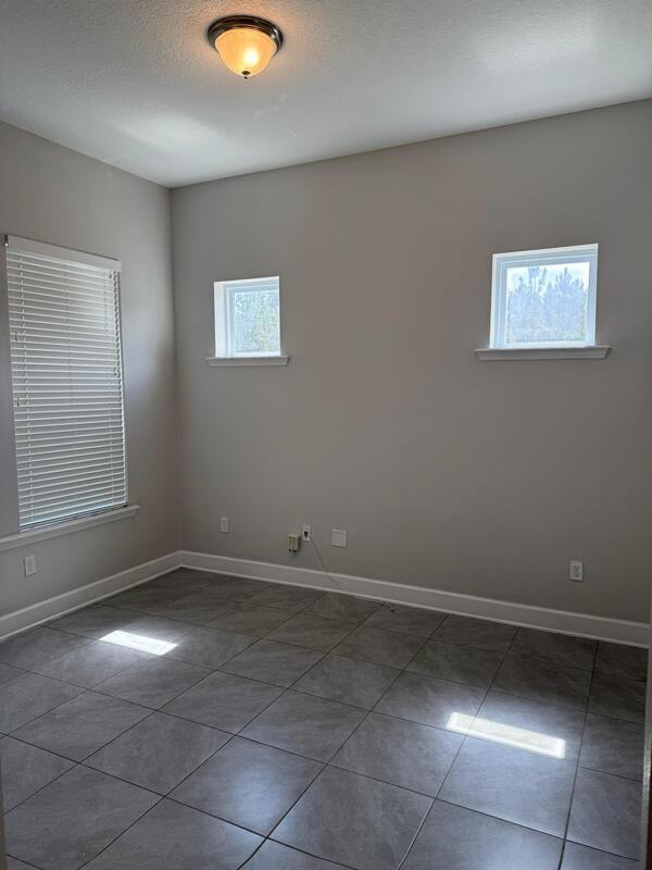 164 Dalton Cir - Photo 7 of 33