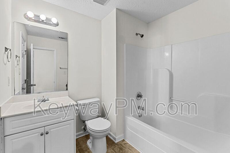 301 Brock Ln - Photo 6 of 13