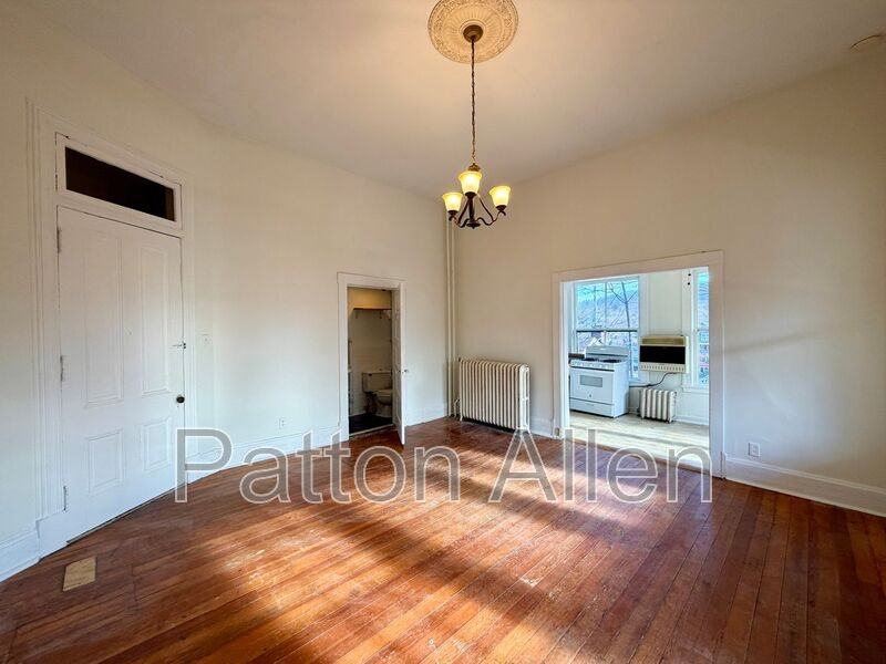 33 Starnes Ave #1 - Photo 5 of 13