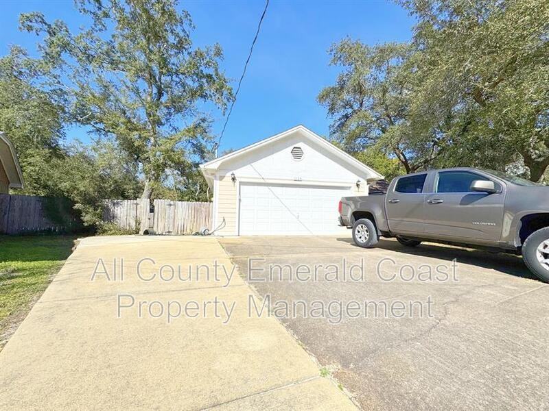 1126 Bay Ct - Photo 6 of 44