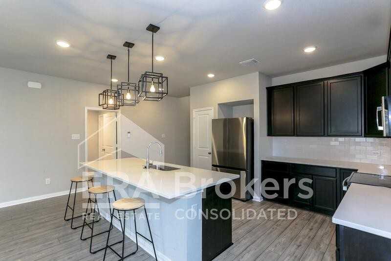 6402 Golden Gate Dr - Photo 7 of 23