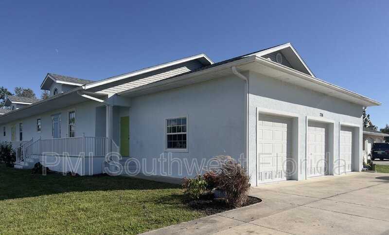 226 Boundary Blvd #C - Photo 2 of 20