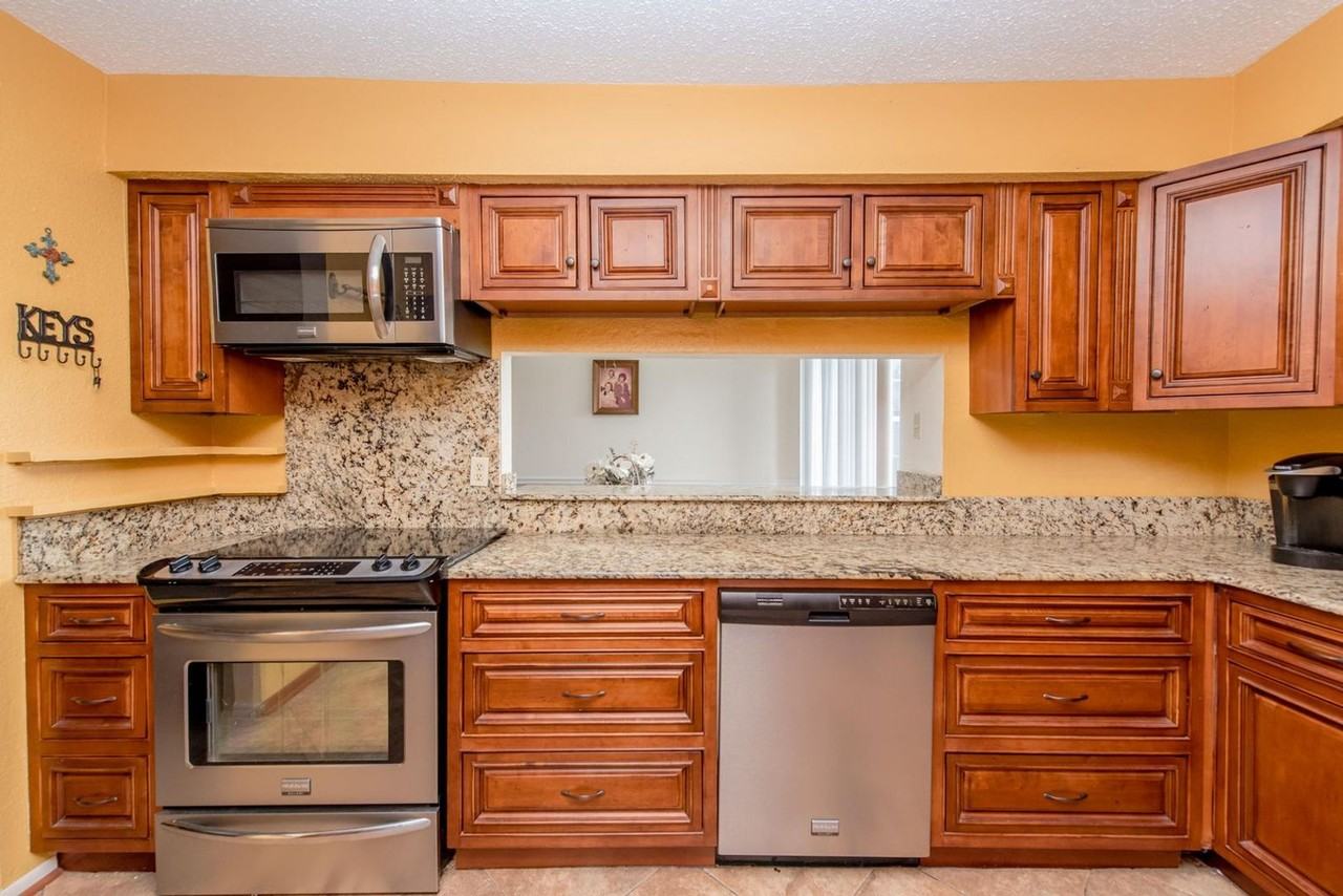 Camellia Condominium - Photo 3 of 5