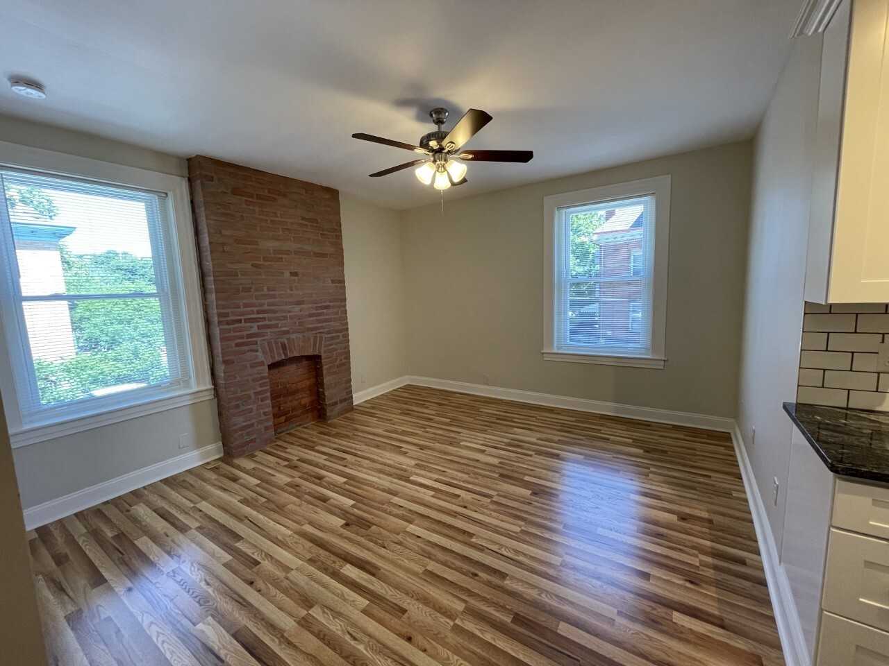 300 S Fairmount Street - Photo 2 of 28