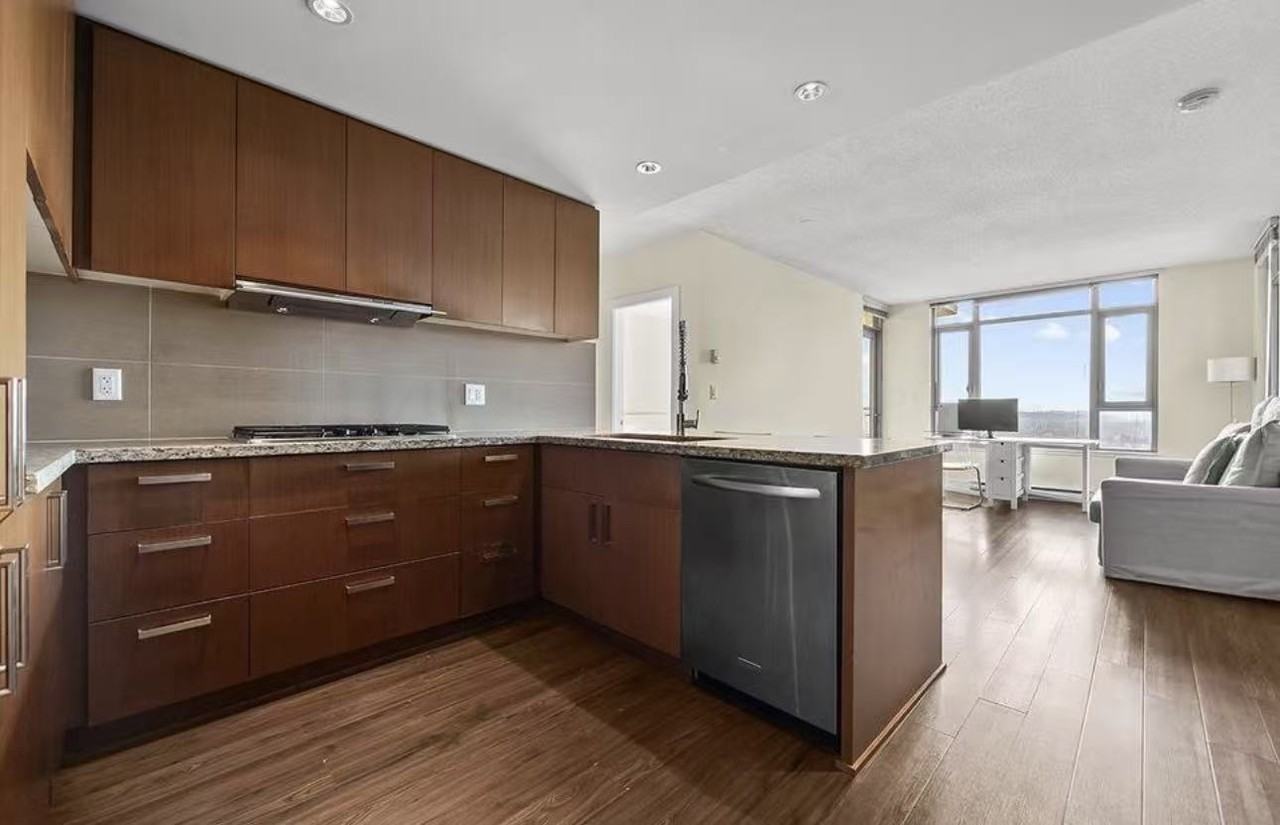 1100 The High Street - Photo 2 of 19