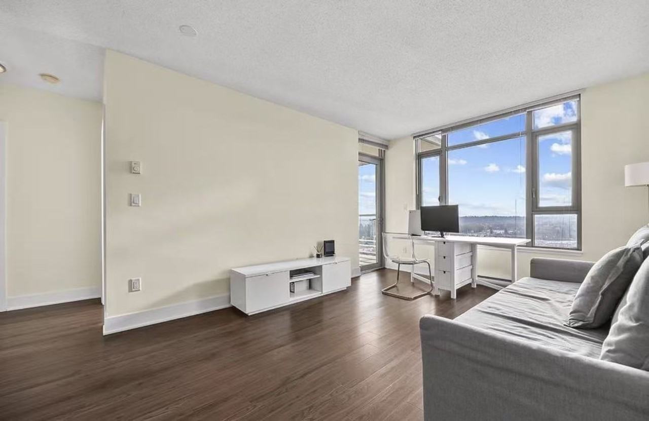 1100 The High Street - Photo 5 of 19