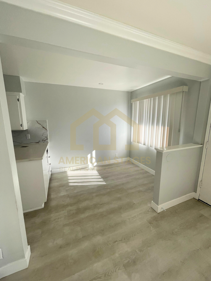 720 North G Street - Photo 2 of 40