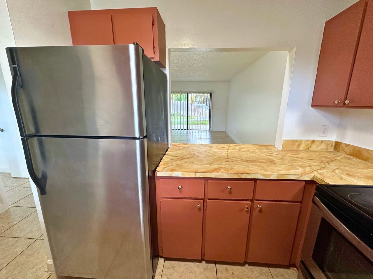 928 South Federal Highway - Photo 6 of 14