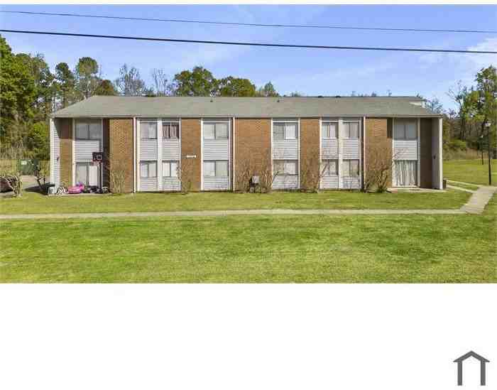 Greenwood Park Apartments - Photo 5 of 35