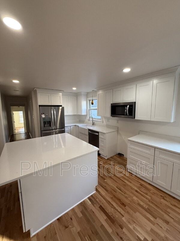 15900 Beach Rd - Photo 4 of 21