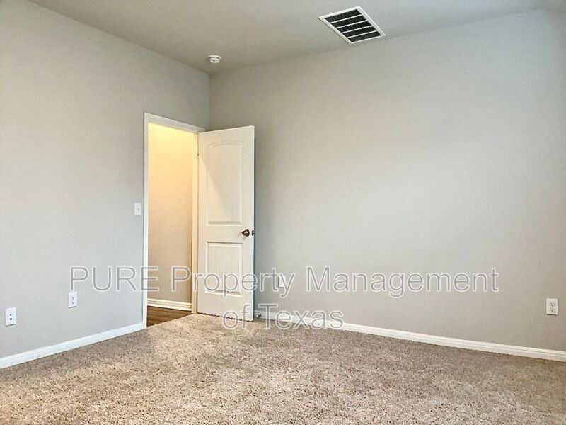 1452 Fairhaven Gtwy - Photo 7 of 17