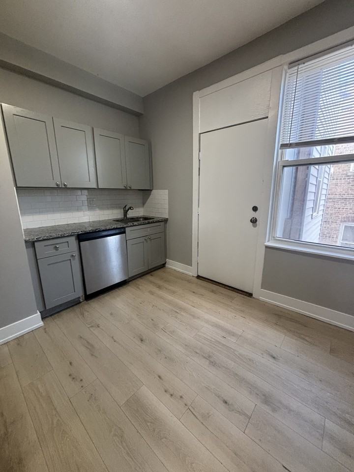 3848 W Hirsch st - Photo 3 of 26