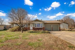 5431 N Lakewood Dr - Photo 1 of 1