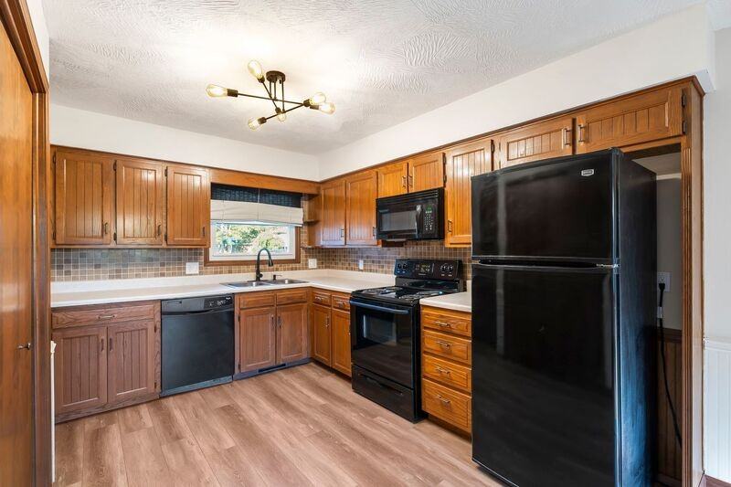 4536 S Crescent Ave - Photo 7 of 28