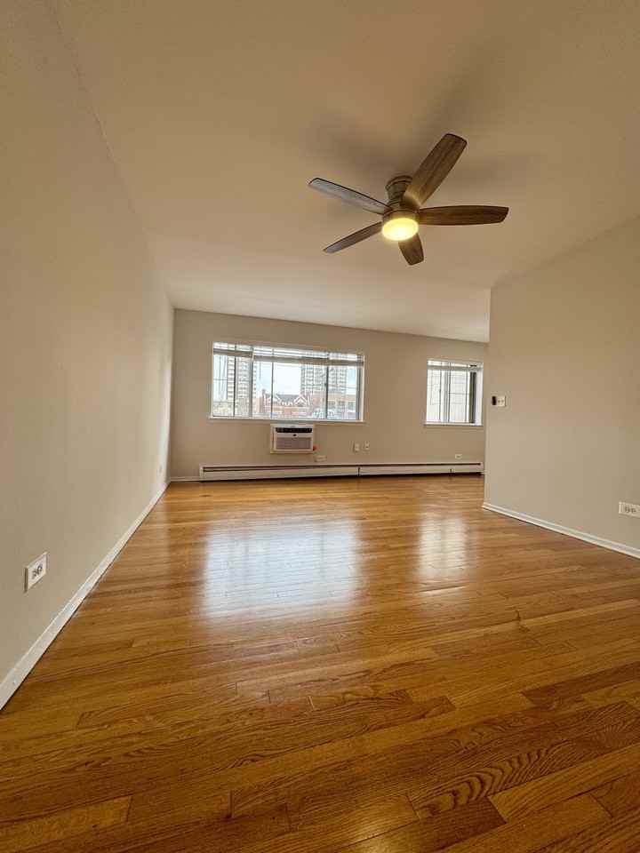 6161 N. Winthrop - Photo 2 of 23