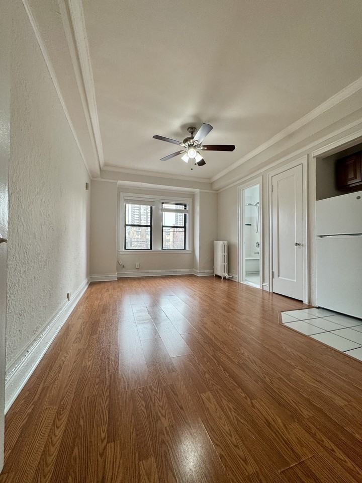 6165 N. Winthrop - Photo 5 of 26