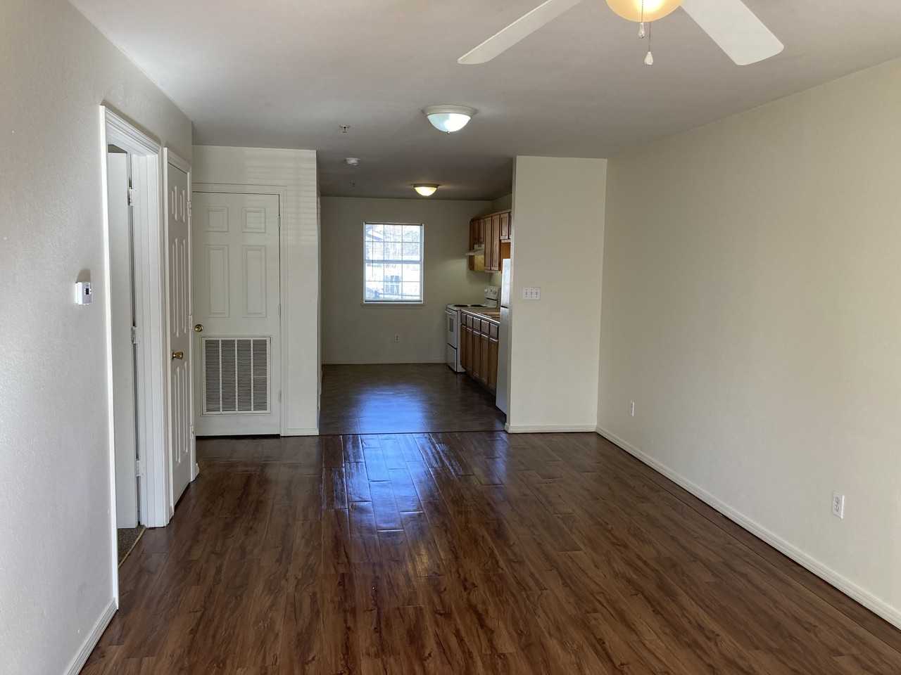 816 North 36th Street - Photo 4 of 17