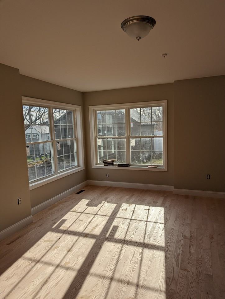 207 Winthrop St #1 - Photo 3 of 31