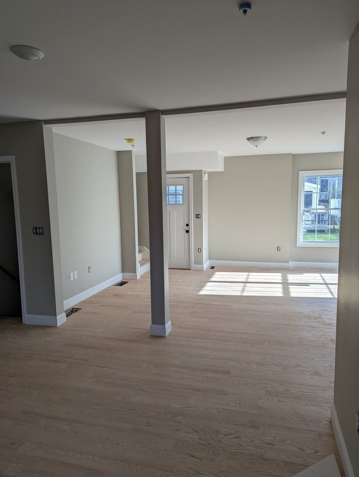 207 Winthrop St #1 - Photo 7 of 31