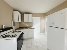 310 W 7th St - Photo 1 of 1