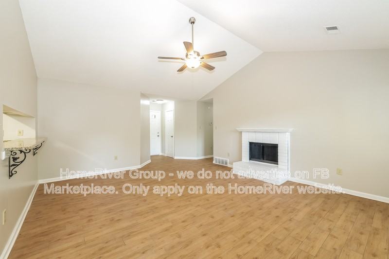 3440 Lakehurst Cv - Photo 4 of 19