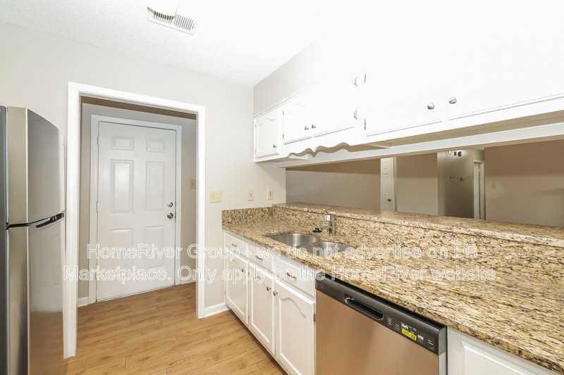 3440 Lakehurst Cv - Photo 6 of 19