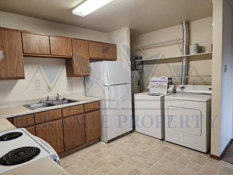 4413 Grays Gable Rd #D - Photo 5 of 15