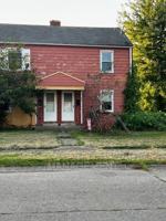 featured image of 956 N Central Dr