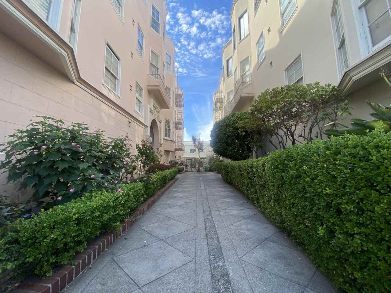 2845 Polk St #105 - Photo 2 of 10