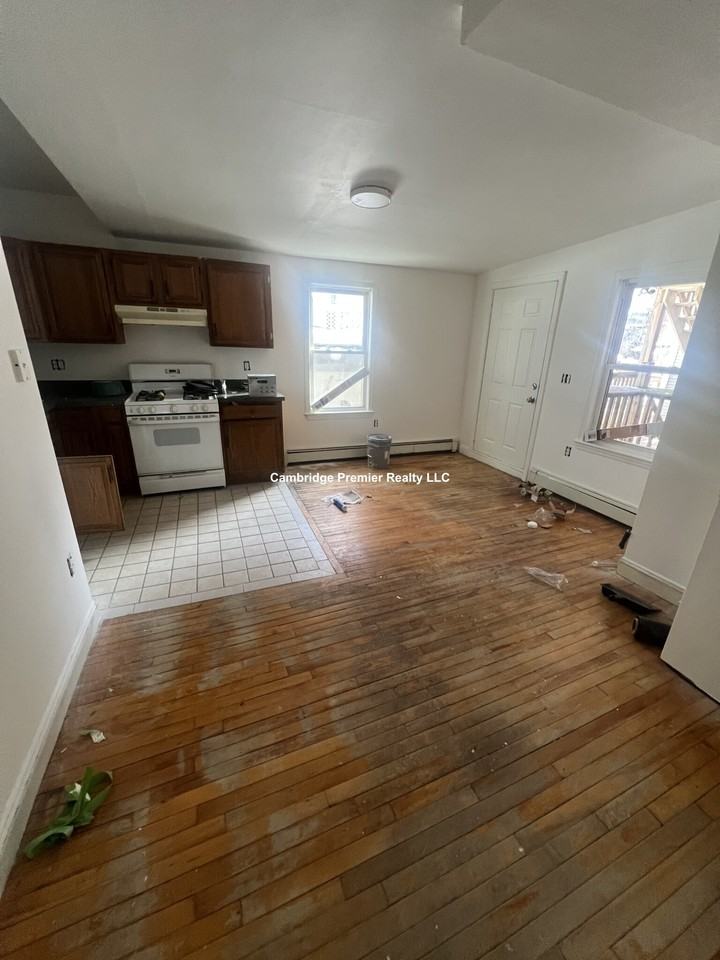 Fayette St - Photo 3 of 8