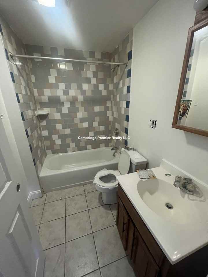 Fayette St - Photo 6 of 8