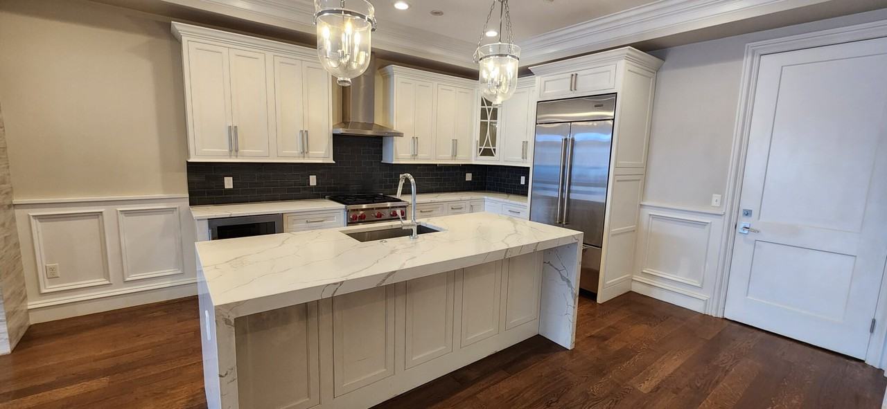 933 E 2nd St #6 - Photo 2 of 26