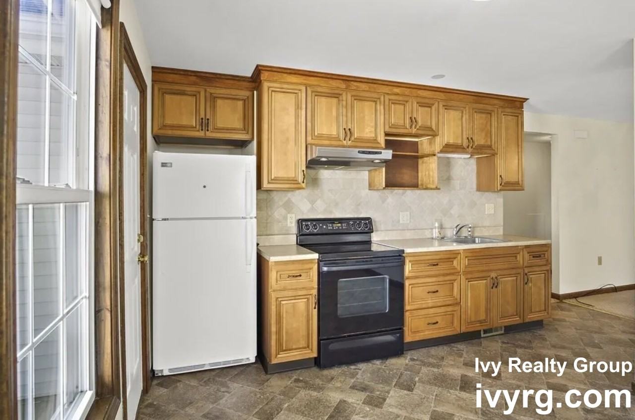 45 Nashua St #3 - Photo 2 of 9