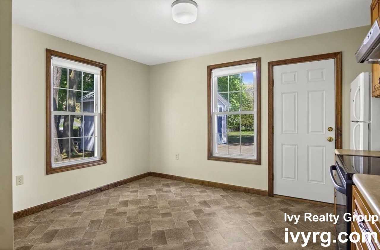 45 Nashua St #3 - Photo 3 of 9