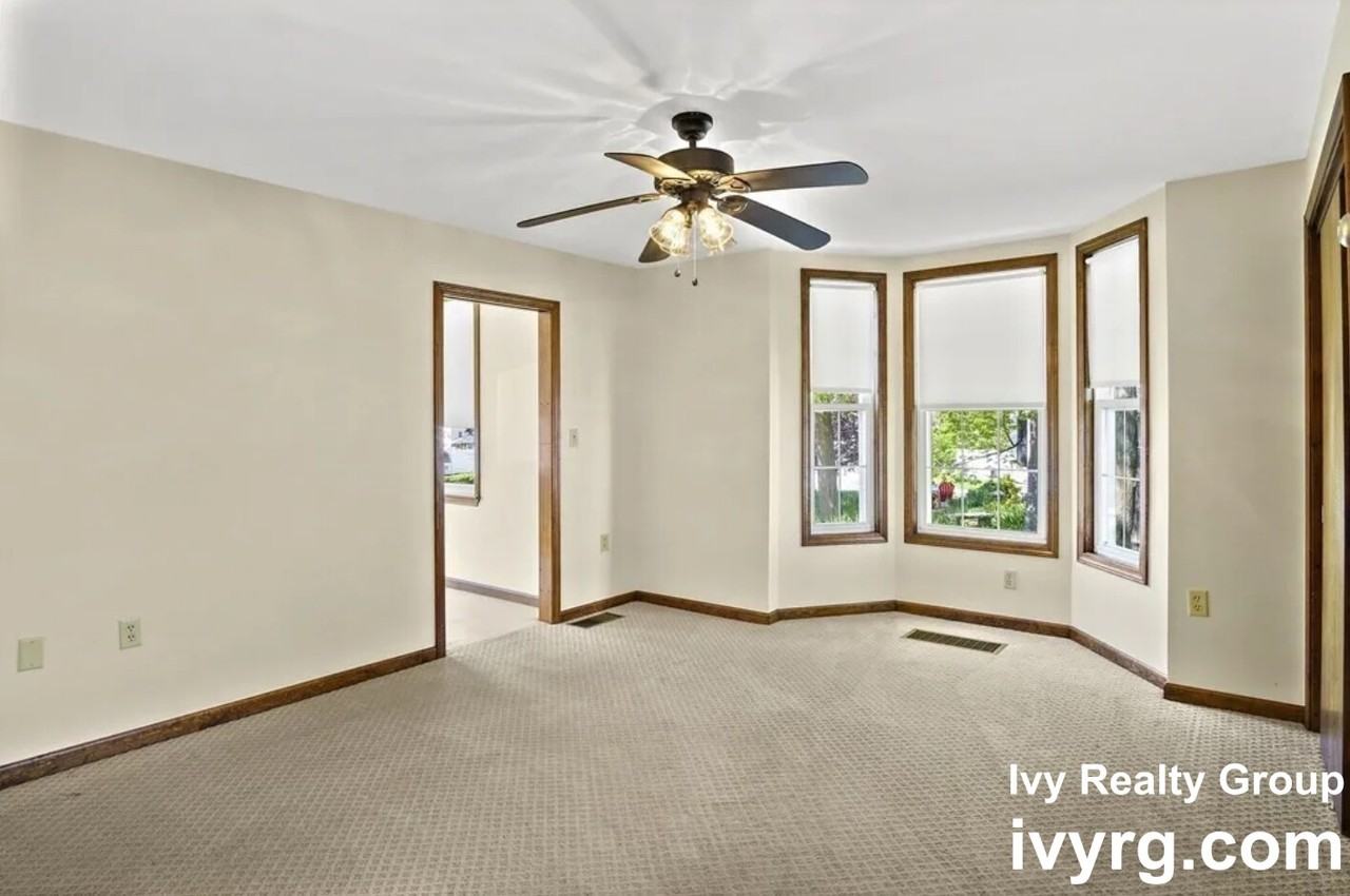 45 Nashua St #3 - Photo 6 of 9