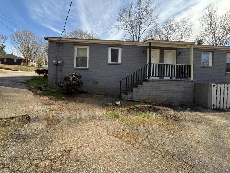 326 Loop St #E - Photo 3 of 15