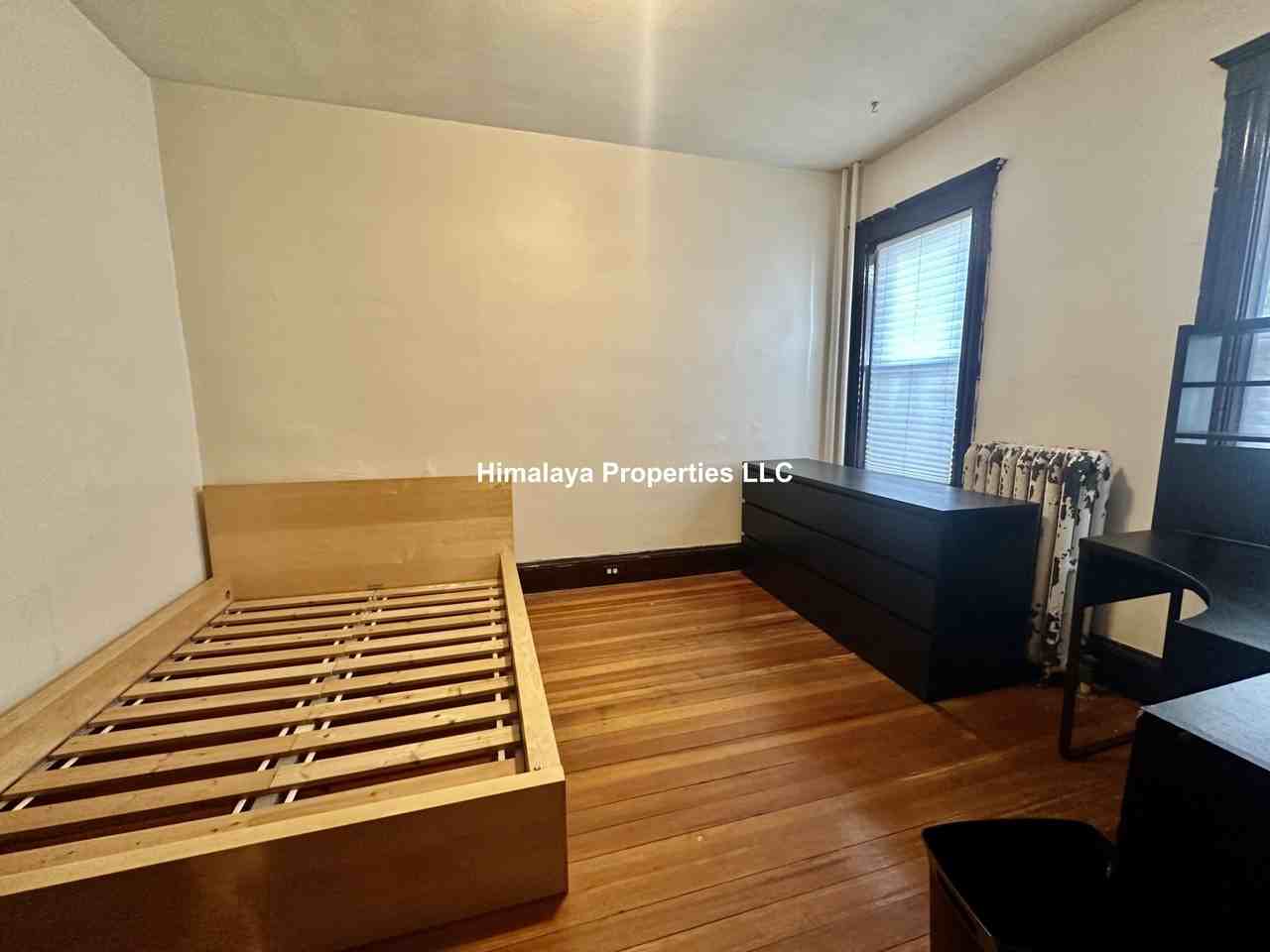 42 Bromfield Rd #1 - Photo 6 of 8