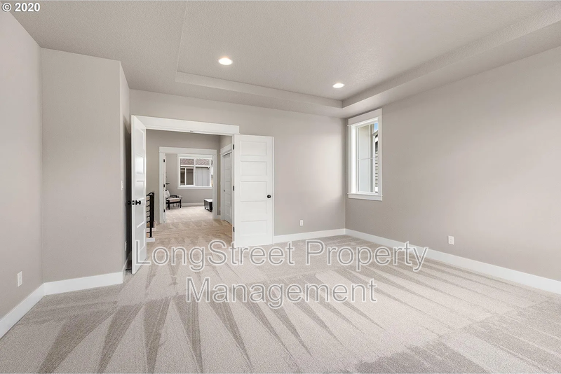 4447 Nw Woodgate Ave - Photo 4 of 16