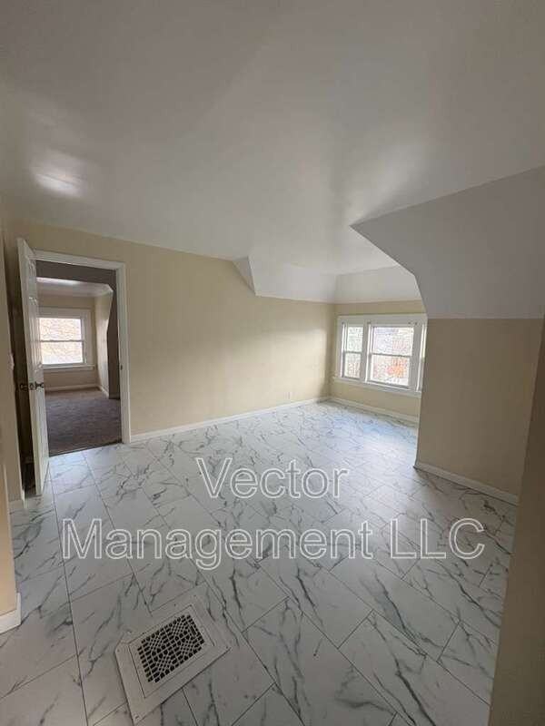 1400 Ella T Grasso Blvd - Photo 7 of 9