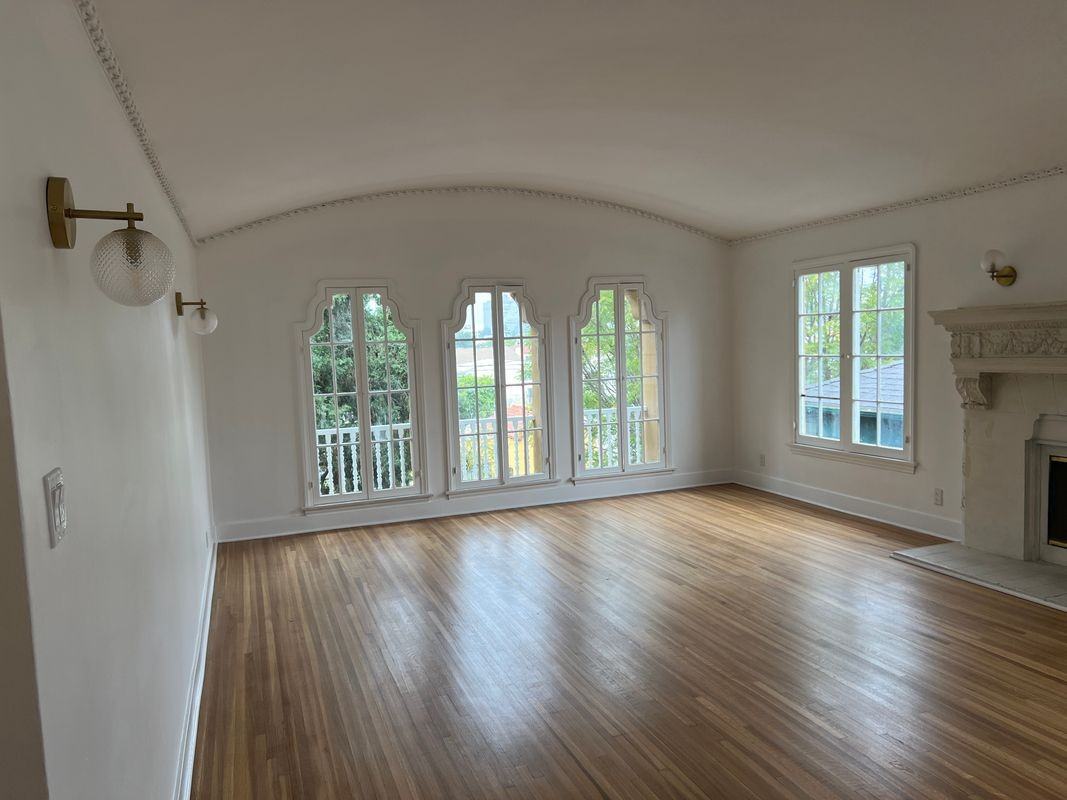 926 S Curson Ave - Photo 2 of 34