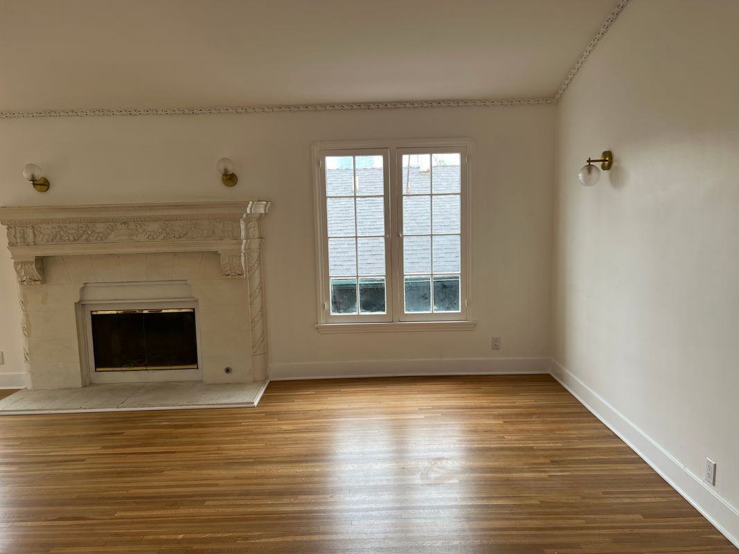 926 S Curson Ave - Photo 4 of 34