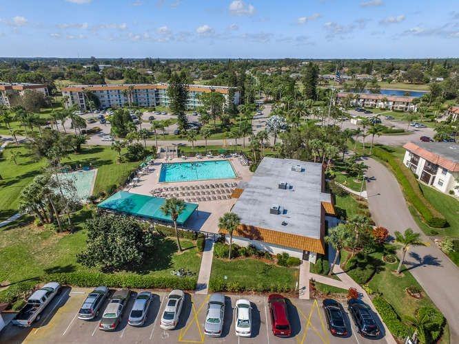 4318 27th Ct Sw ##101 - Photo 2 of 25