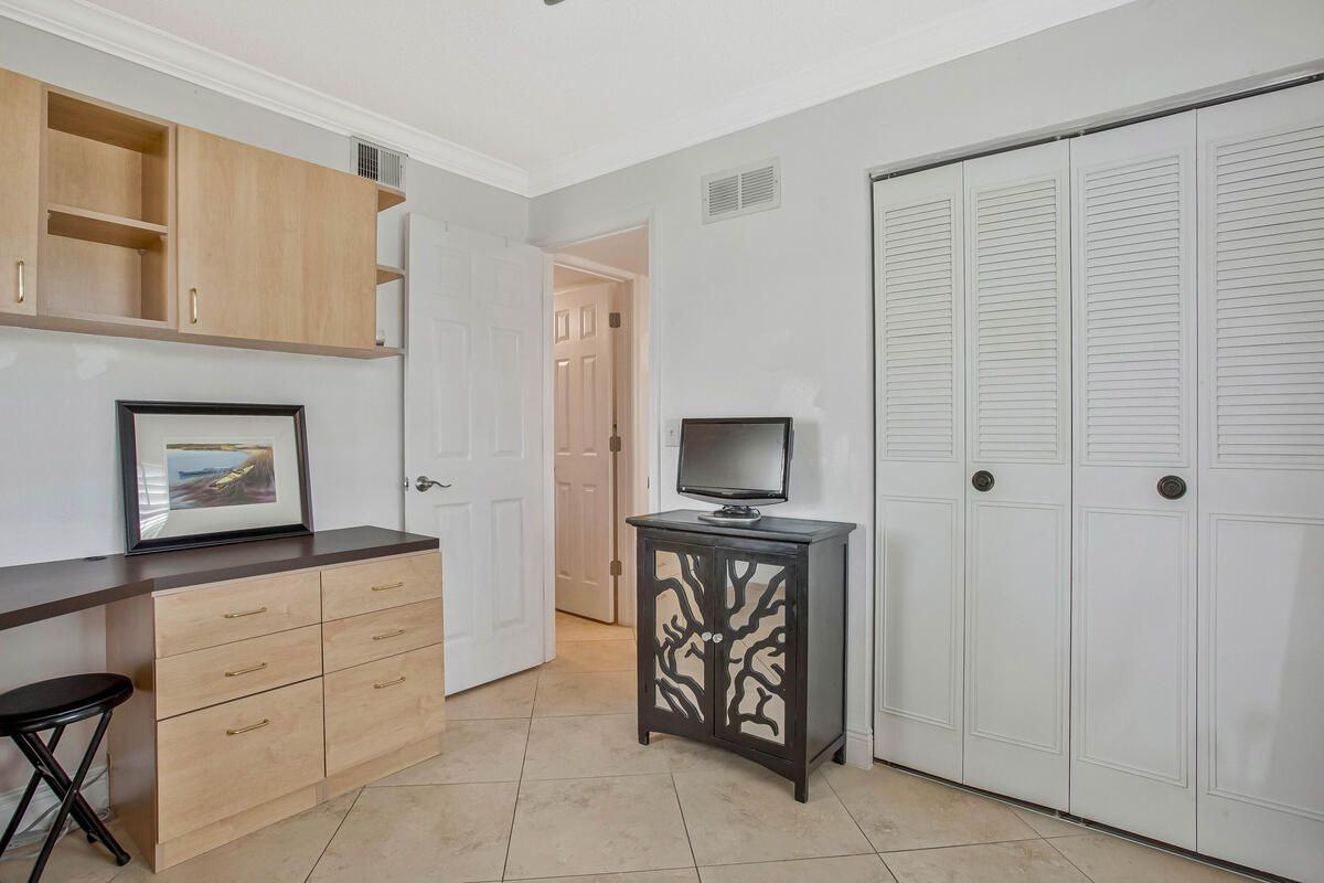 4318 27th Ct Sw ##101 - Photo 7 of 25