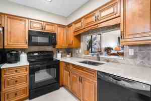 featured image of 7340 Amberly Ln ##404