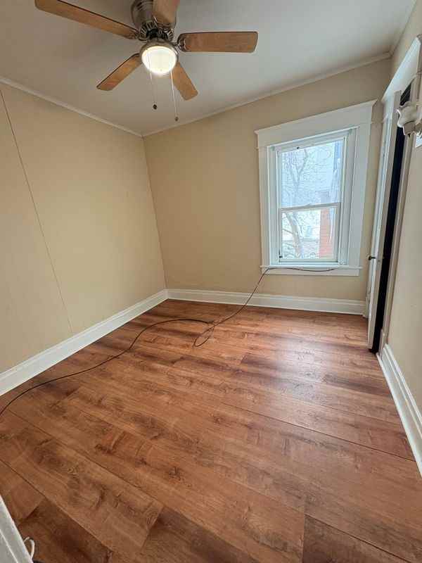 1264 Electric Ave ##3 - Photo 3 of 7