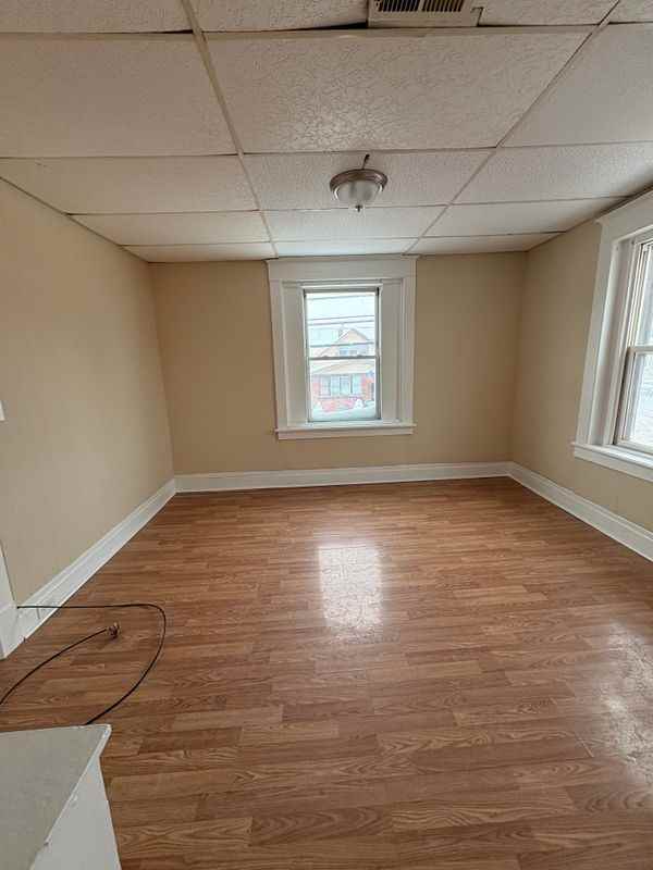 1264 Electric Ave ##4 - Photo 2 of 6