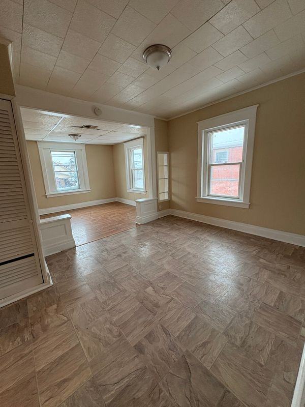 1264 Electric Ave ##4 - Photo 5 of 6