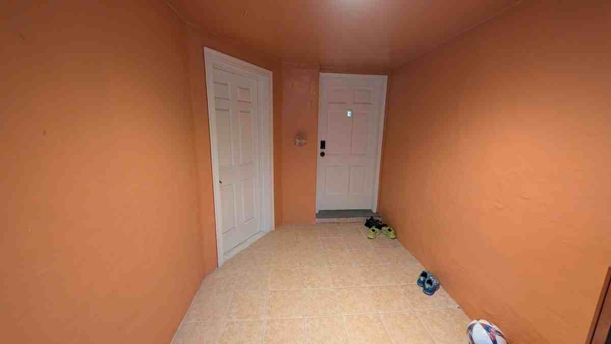 255 Ramsell St - Photo 2 of 10