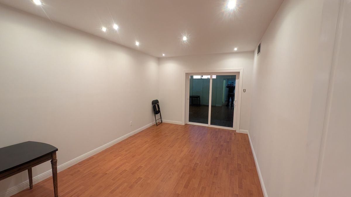 255 Ramsell St - Photo 4 of 10